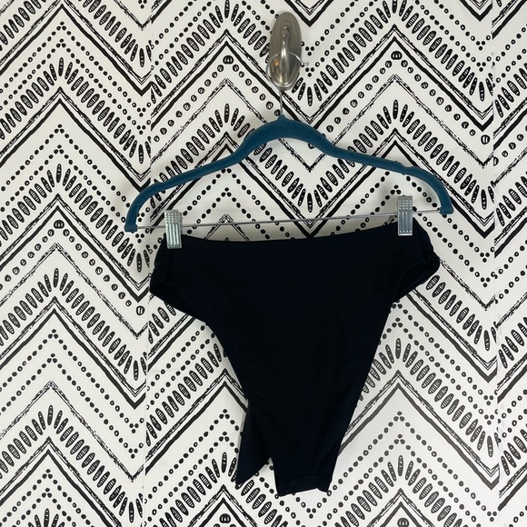 Nwt Women Abercrombie & Fitch Solid Black High Leg Cheeky Swim Bottom Sz S - Picture 3 of 8